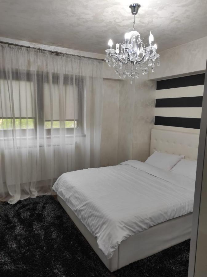 Apartament Lux Ultracentral Крайова Экстерьер фото